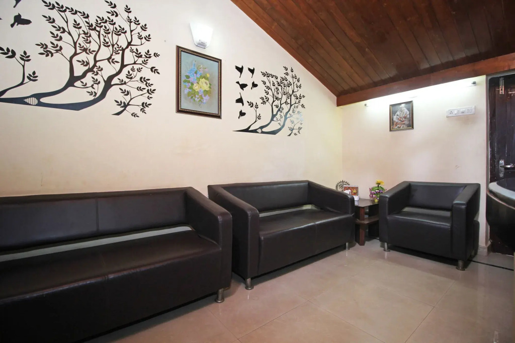 Super Hotel O Sai Leela