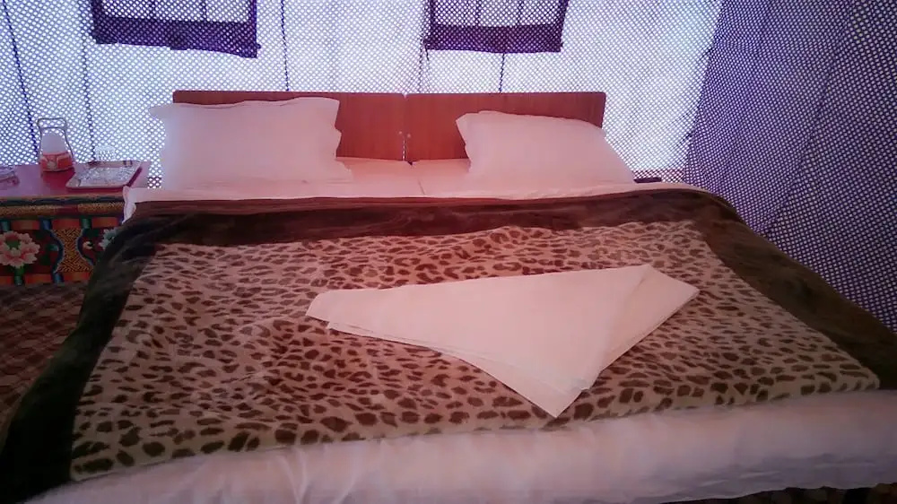 Auspicious Camps and Cottages