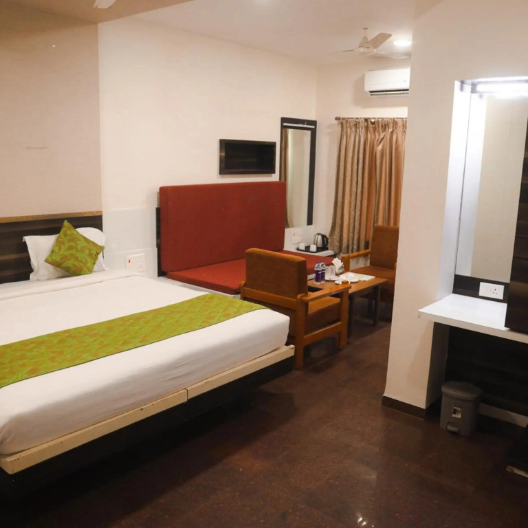 Hotel Madhuvan International