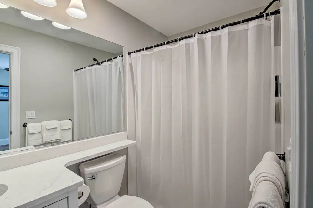 Condo w/ Grill: Walk to North Conway & Cranmore!