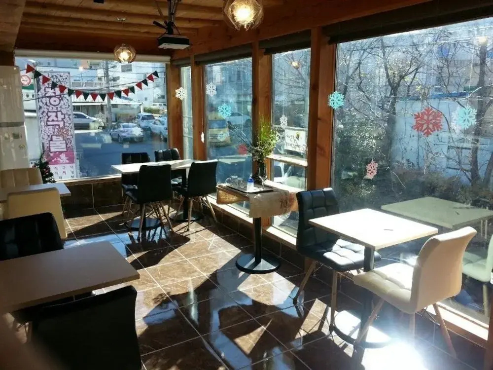 Instar Hotel Yangsan