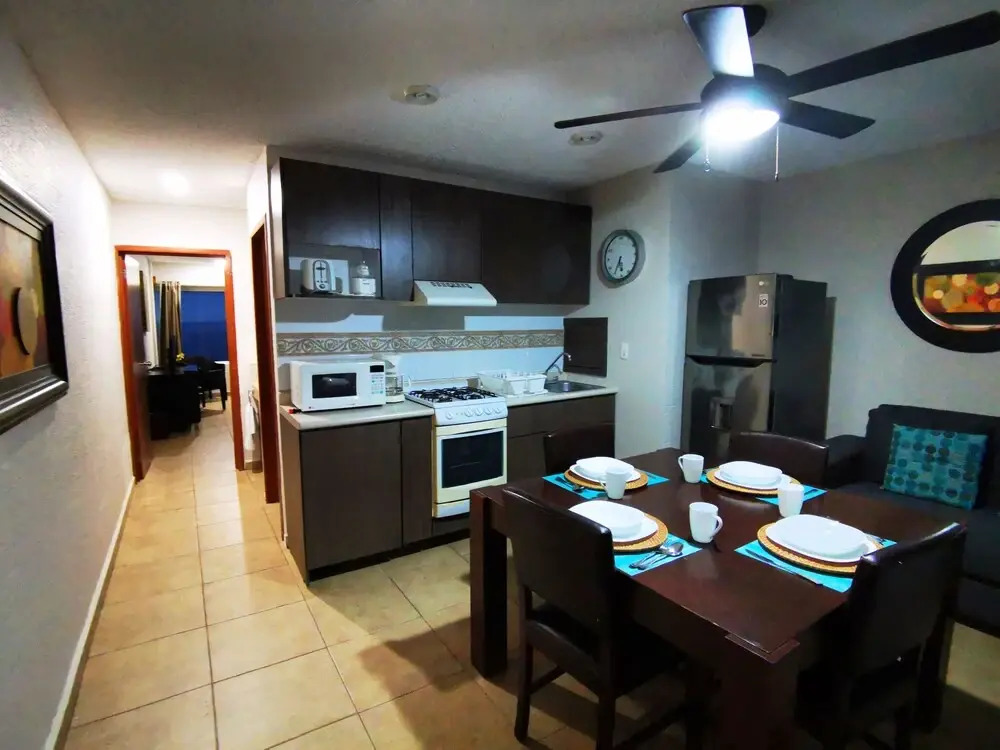 Brisas Beachfront Studios in Hotel Zone