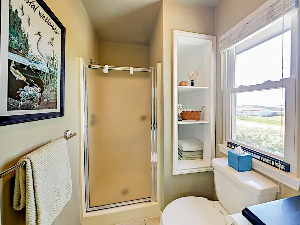 17601 San Luis Pass Road Home - 3 Br townhouse by RedAwning