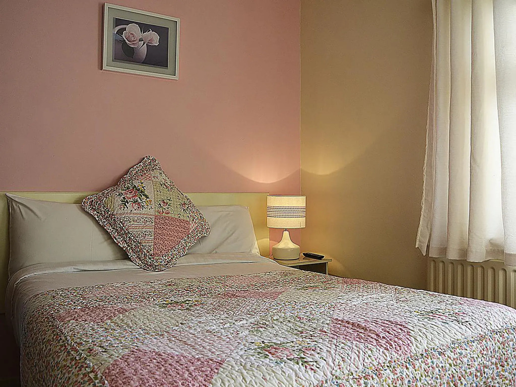 Killarney Peaks Guesthouse
