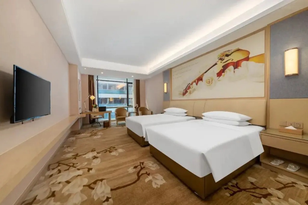 Venus International Hotel