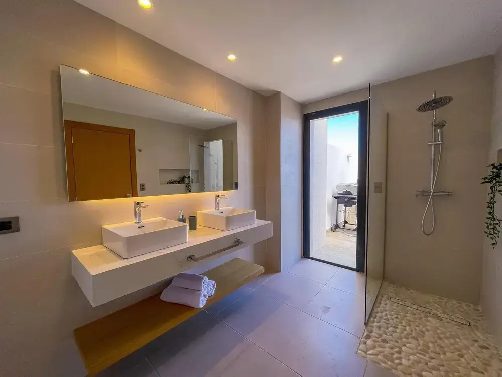 Super Chic and new Penthouse Steps From the Beach