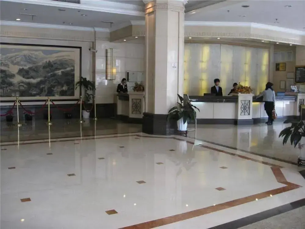 Huazhou Hotel Yunnan