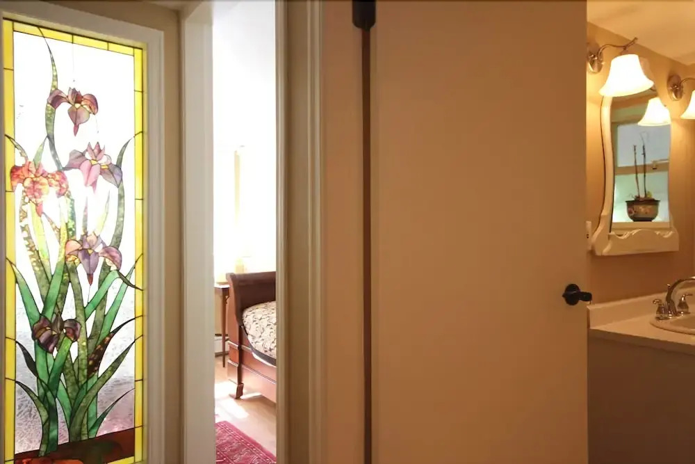 English Bay Inn Bed and Breakfast