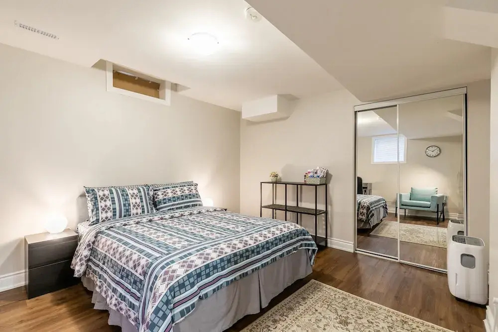 GLOBALSTAY. Modern Family Basement in Mississauga