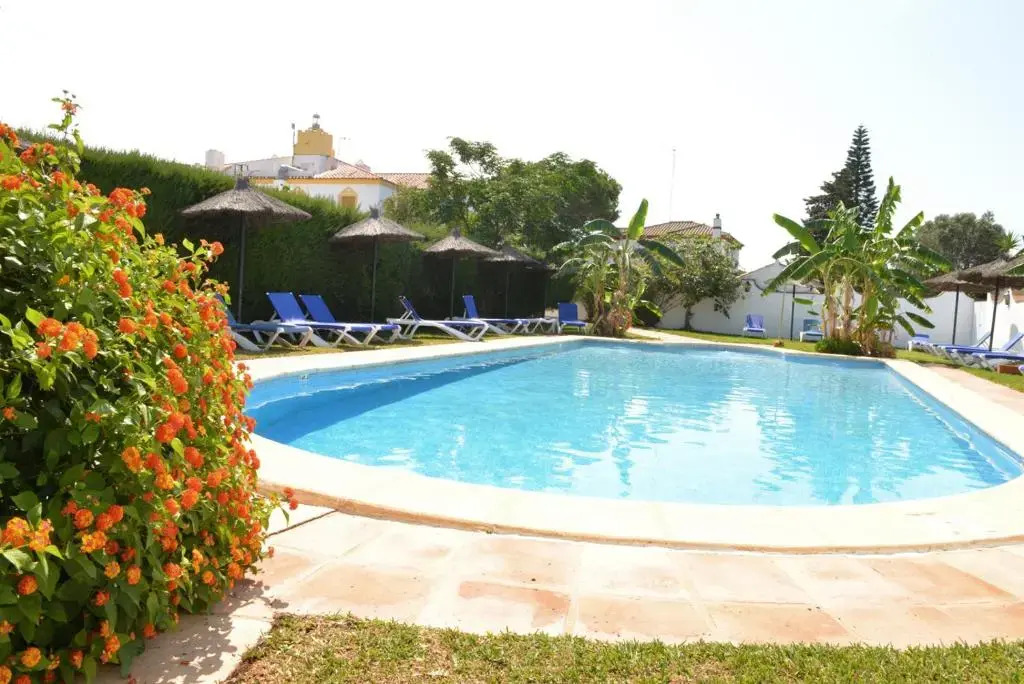 Apartamentos Turísticos Cabo Roche