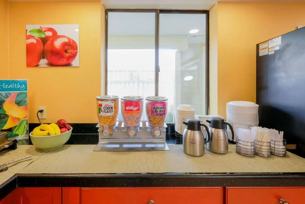 Quality Inn & Suites - Boston/Lexington