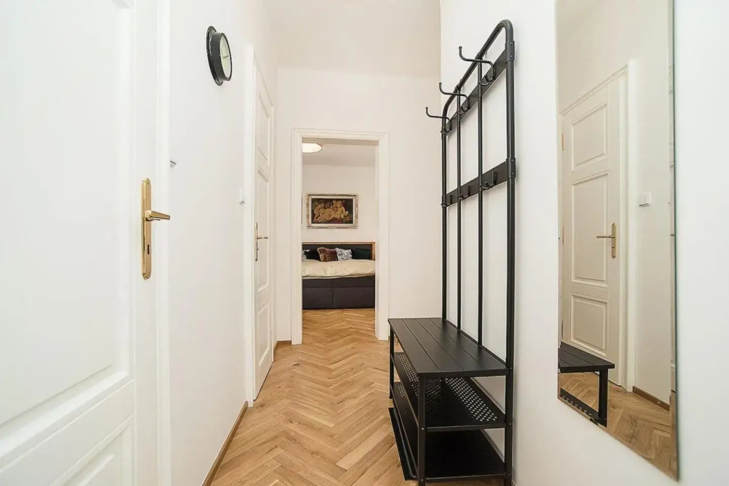 Newly renovated 1-bed apartment at Charles Bridge