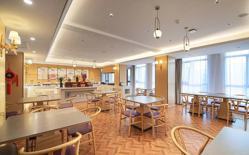 Vienna Hotel (Dongying Dongcheng Wanda Plaza Branch)