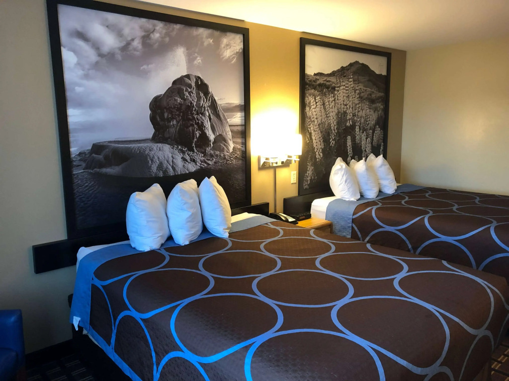 Super 8 by Wyndham Carson City Lake Tahoe