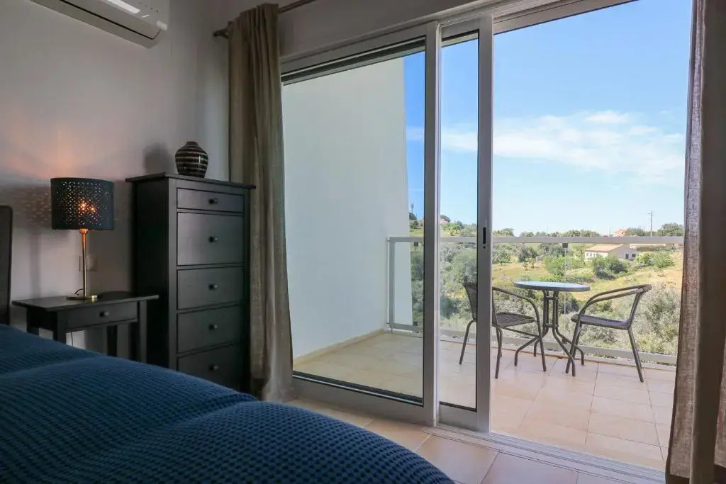 LovelyStay - Divine 3BDR Duplex House w/ Pool & Garden