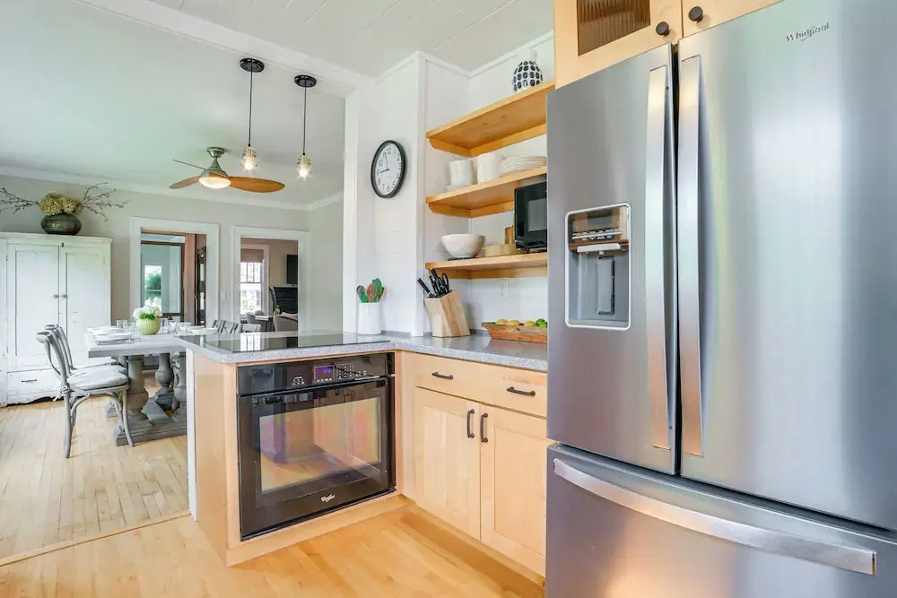 Walk to Dtwn: Cozy Home w/ Fireplace in Charlevoix