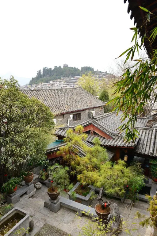 Zen Holiday Inn (Lijiang Ancient City Sifang Street)