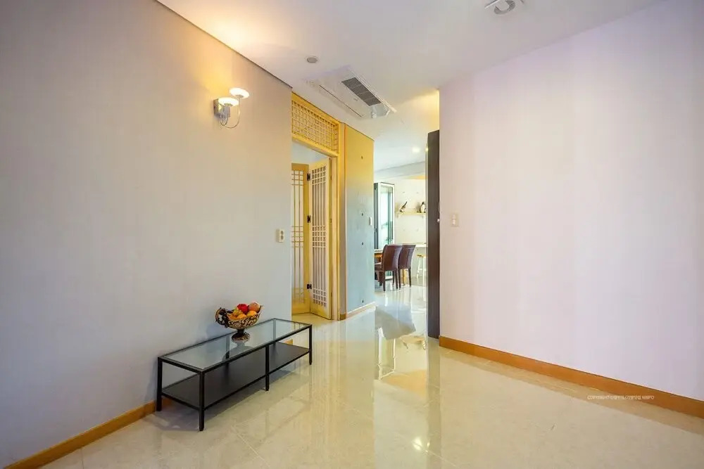 Harbor House poolvilla couple