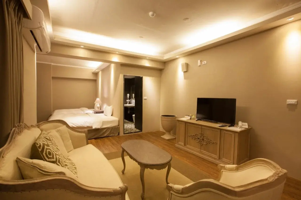 Chihpen Hotel Royal Kingdom