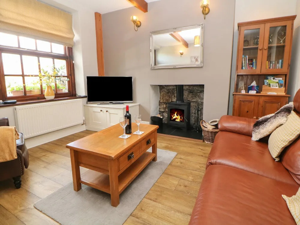 Shenton Cottage