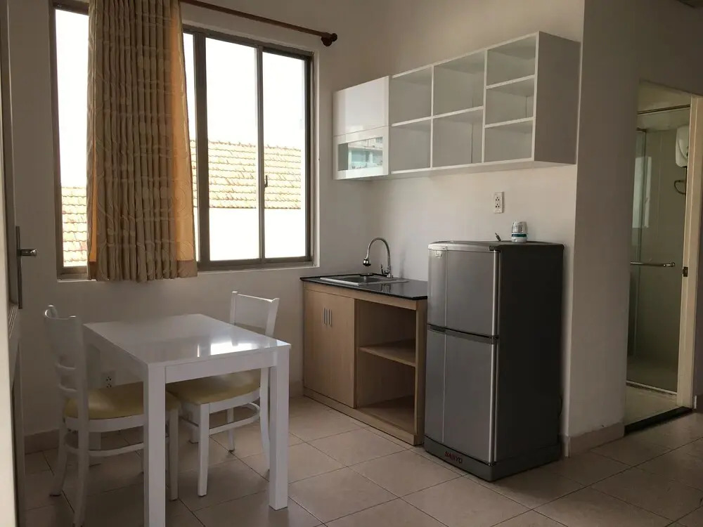 Smiley Apartment 12