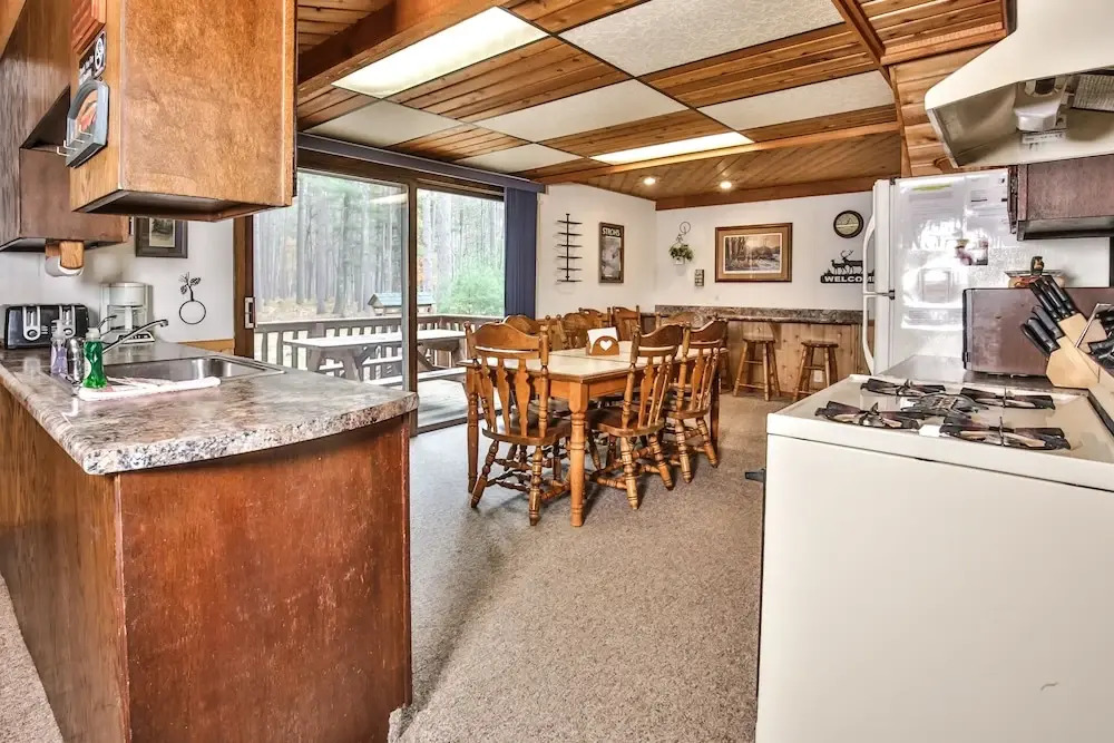 Deerpath - Elbert's - 6 Br Home