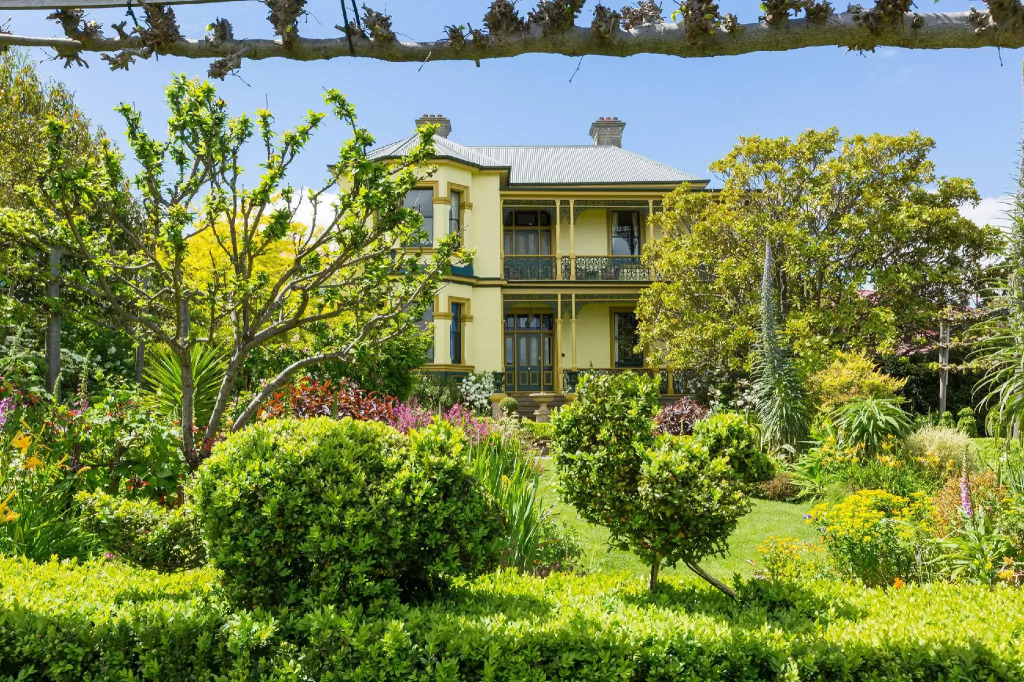 The Corinda Collection