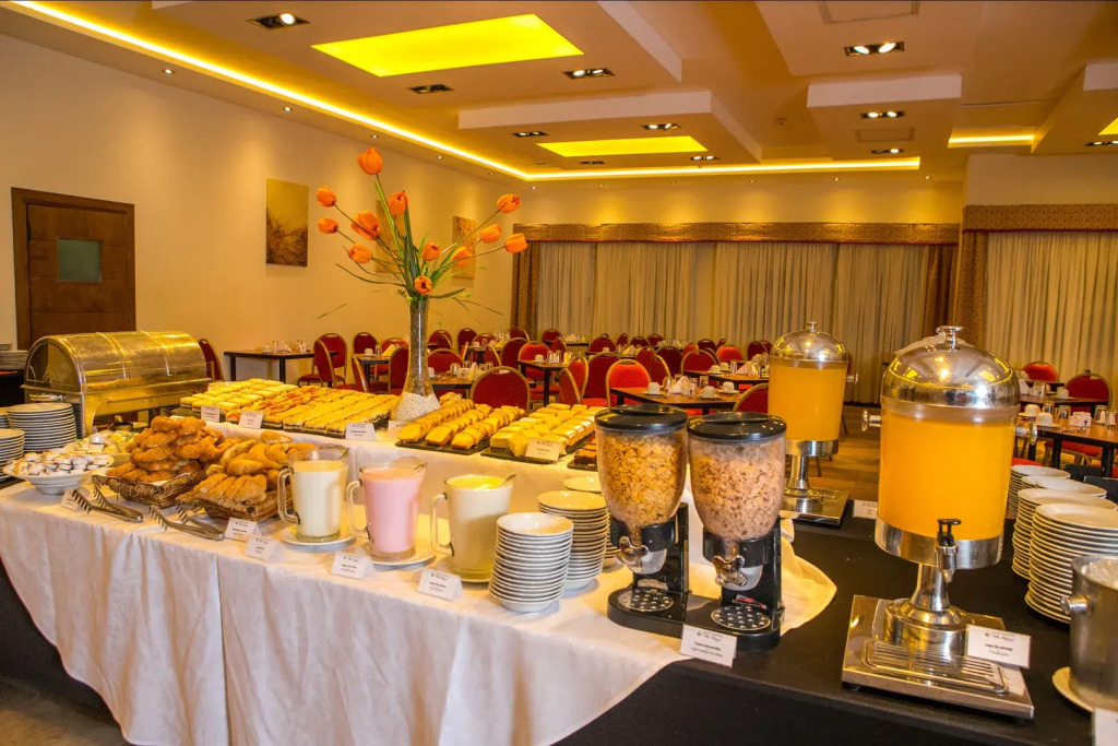 Huinid Pioneros Hotel & Aparts