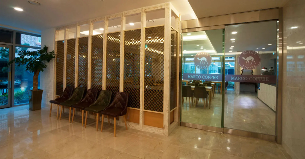A-One Hotel