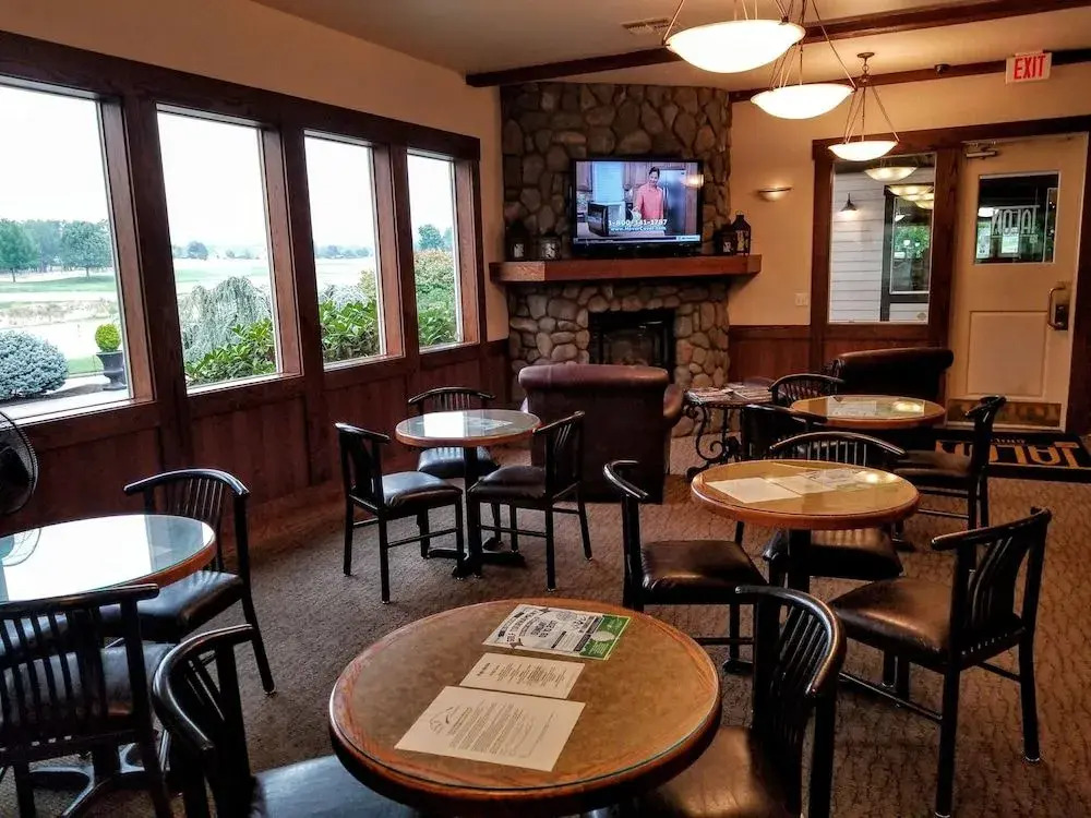 Resort at Eagle Point Golf Club Lodging