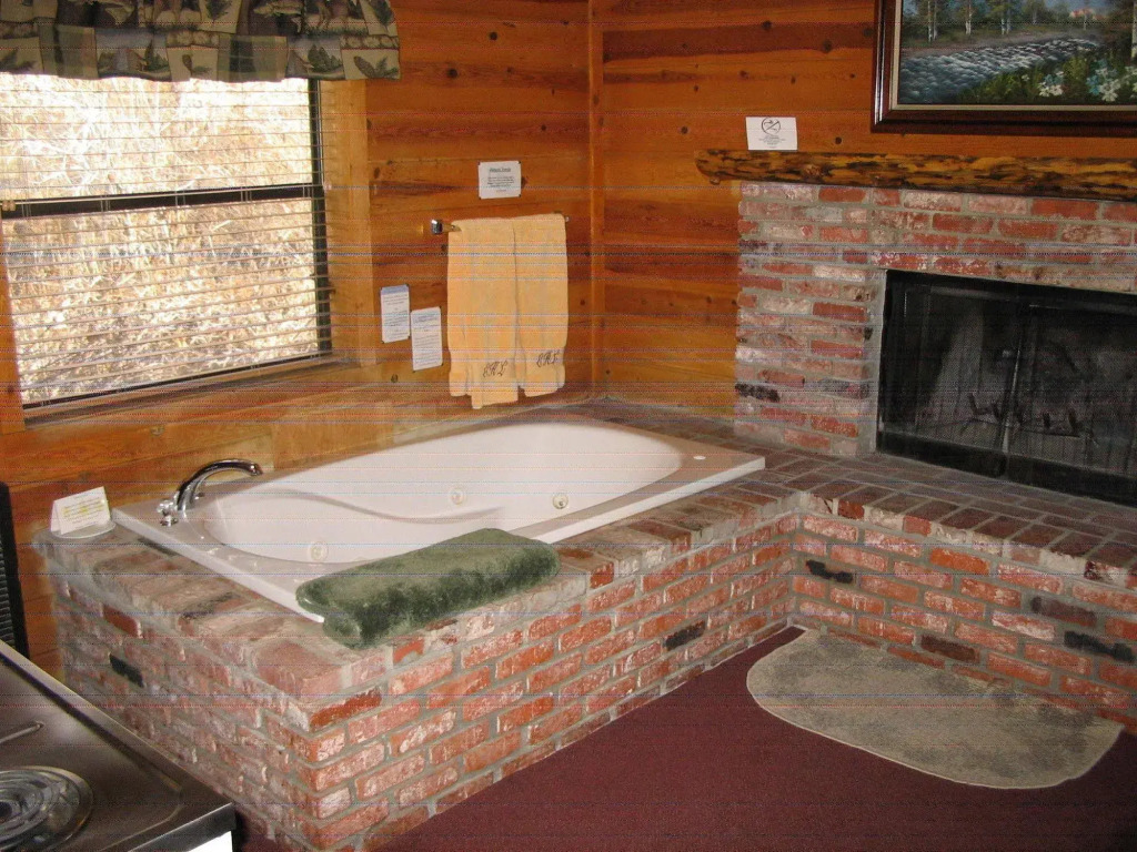 Cozy Hollow Lodge