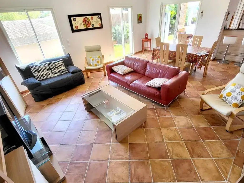 Villa Six-Fours-les-Plages, 5 pièces, 9 personnes - FR-1-316-39
