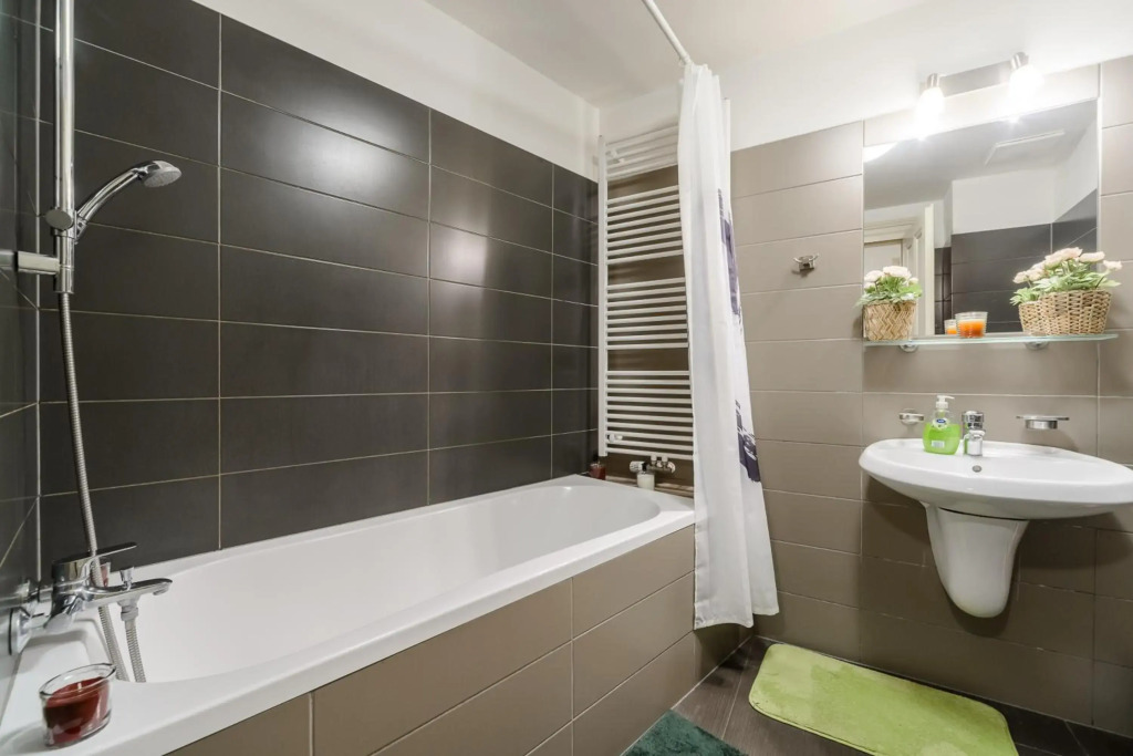 Cozy apartment near Štefánikův most
