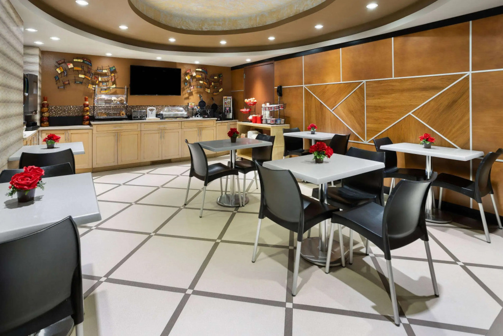 Ramada by Wyndham Bronx