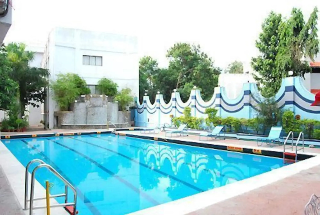 Breeze Residency