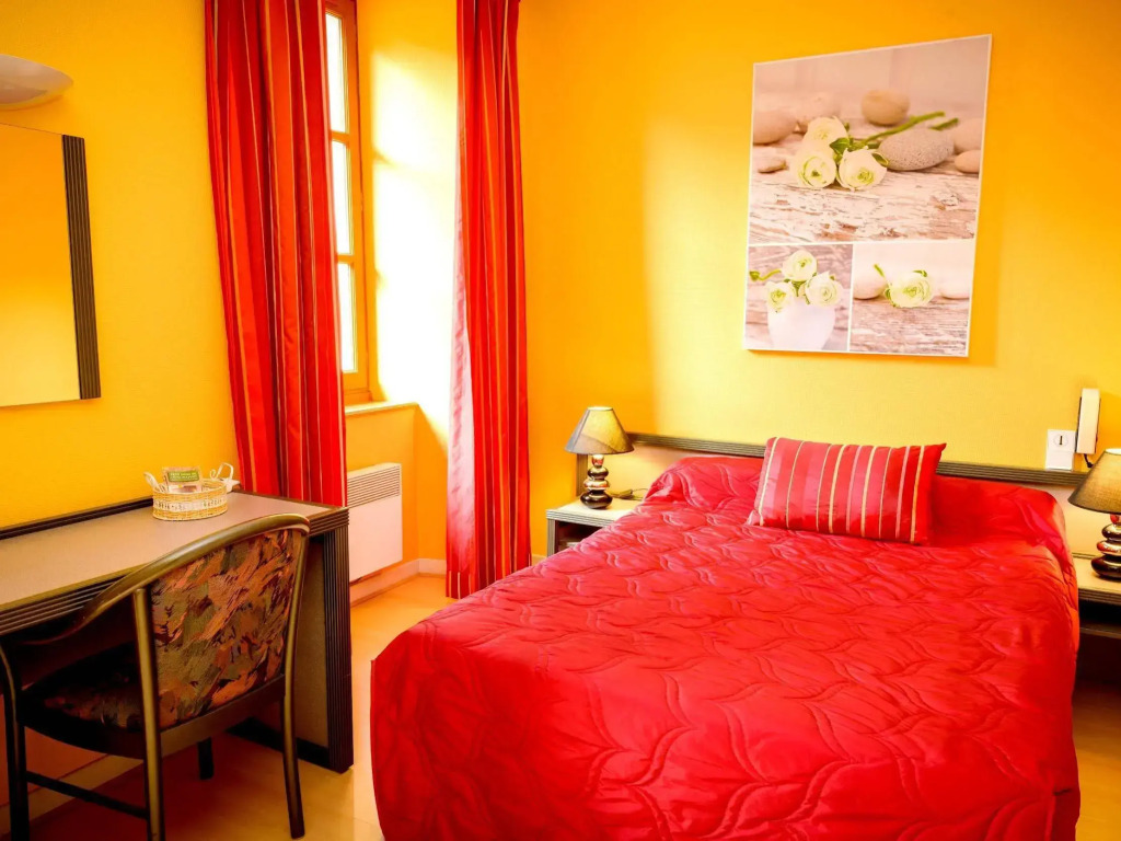 Logis Hostellerie Des Lauriers