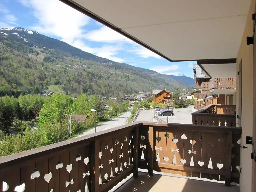 Appartement Bozel, 2 pièces, 4 personnes - FR-1-464-13
