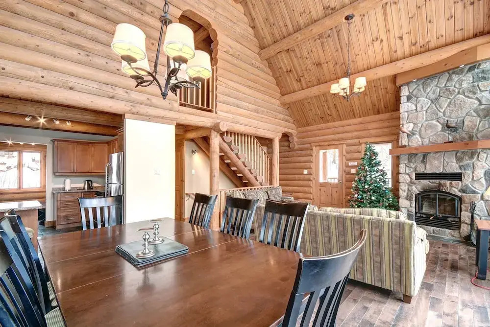 Chalet Lakota
