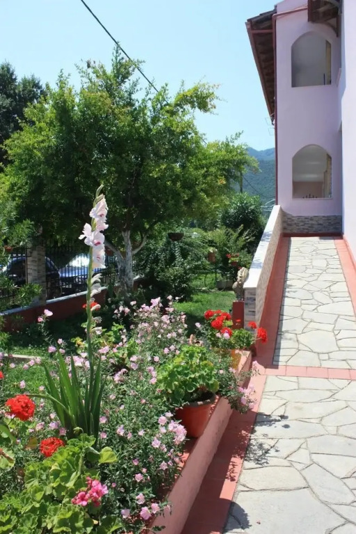 Sunray Studios Stavros
