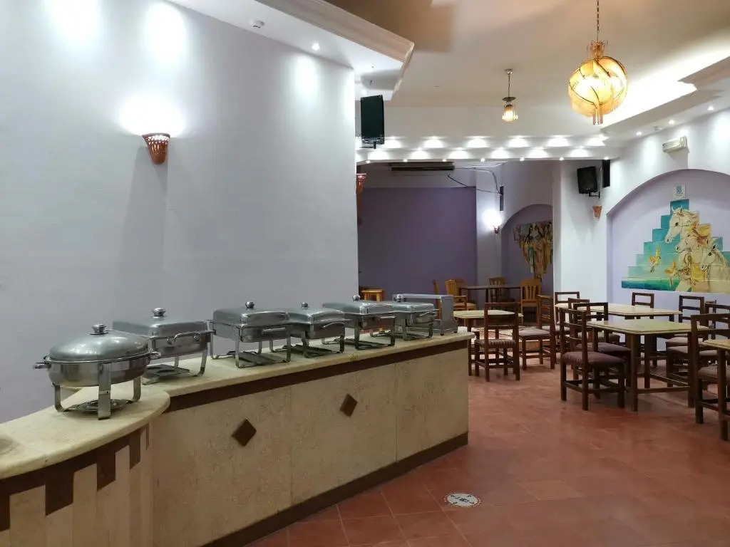 Golden Rose Hotel