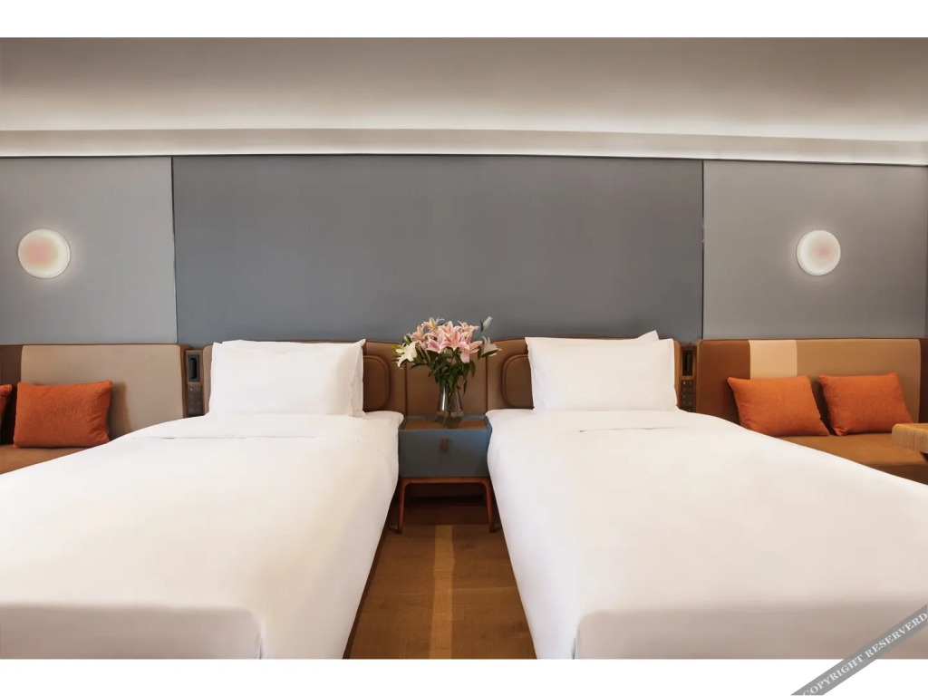 Orange Hotel  (Beijing huiyizhongxin）