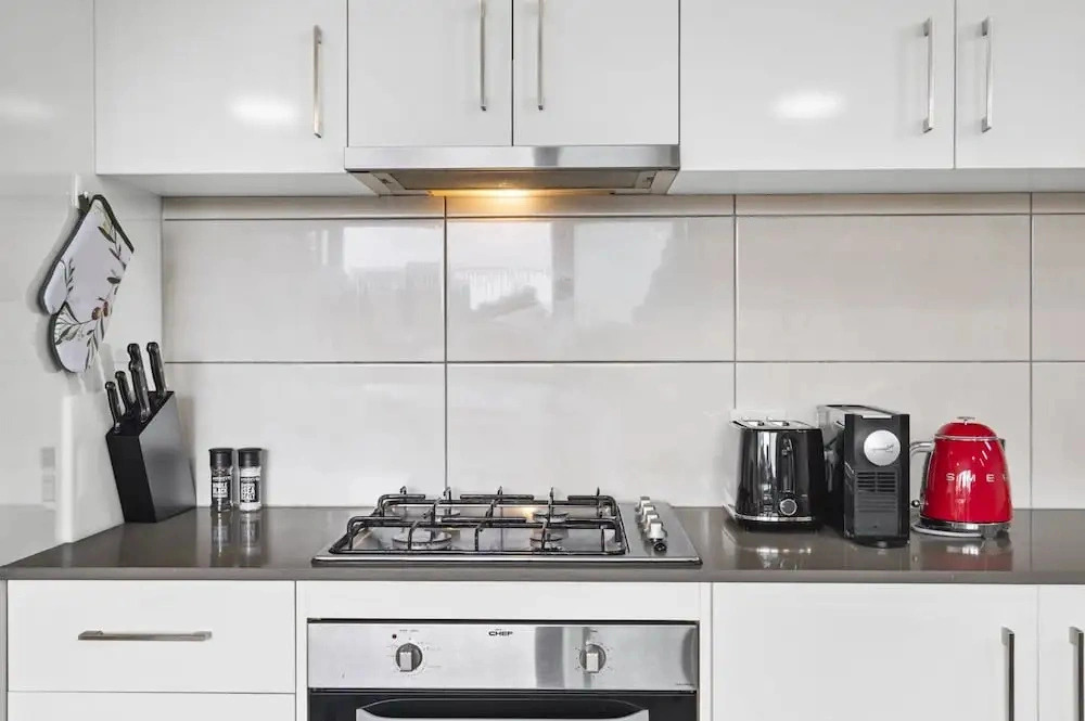 Comfortable 2 Bed Stay With Parking
