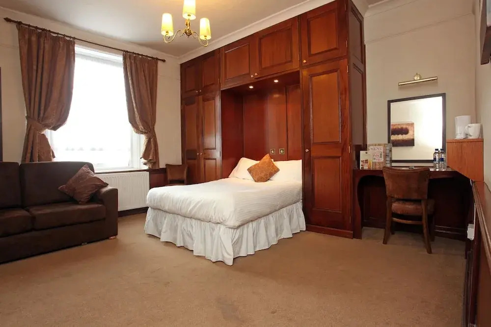 White Hart Hotel by Marton's Inns