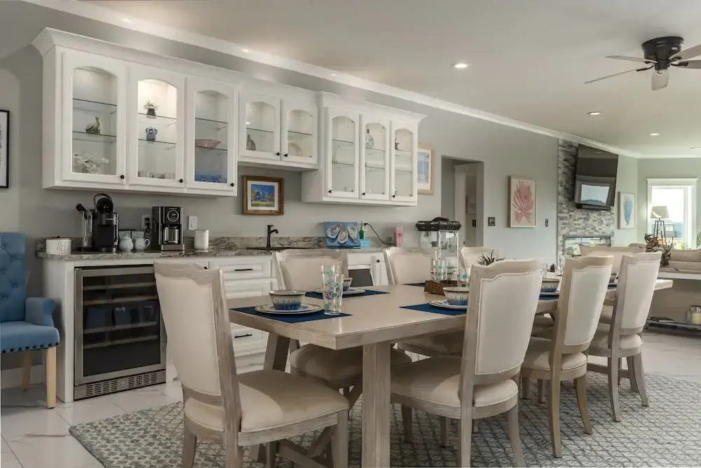 Bay Breeze - 2420 Bienville 4 Bedroom Home