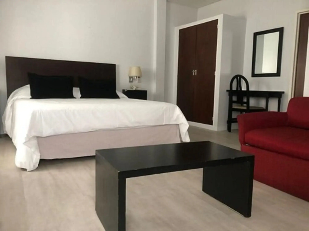 Hotel La Perla