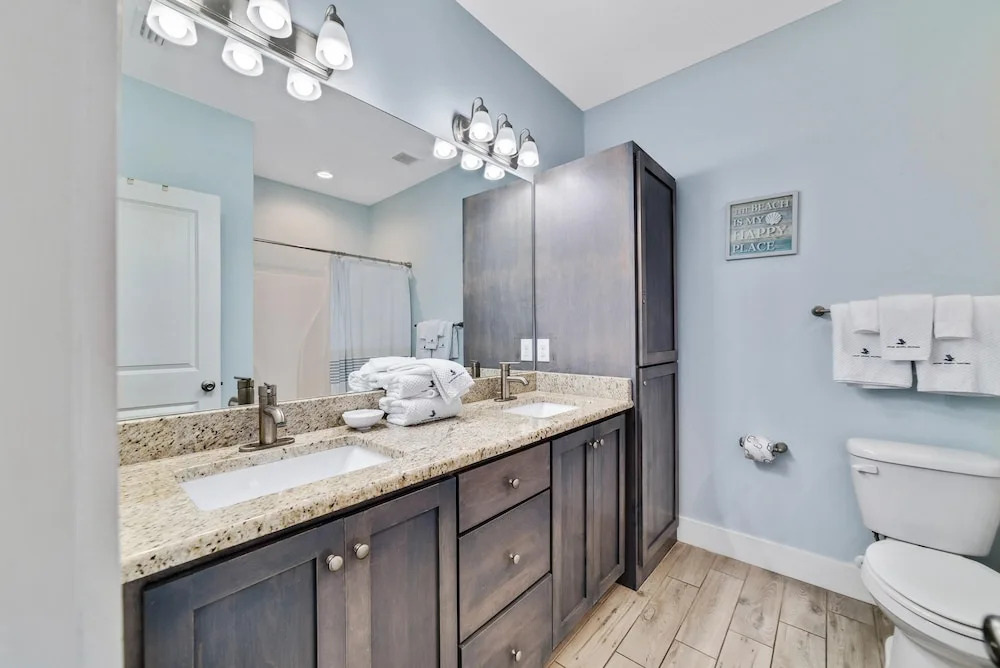 Romeo Beach Cottage 6