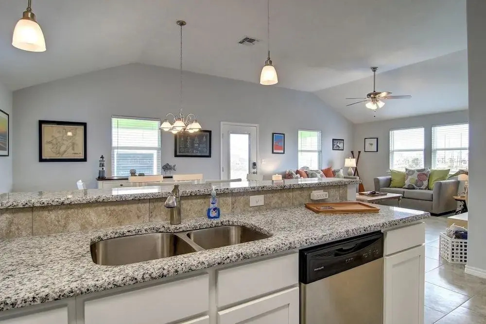 Into The Mystic - 3 Br Home