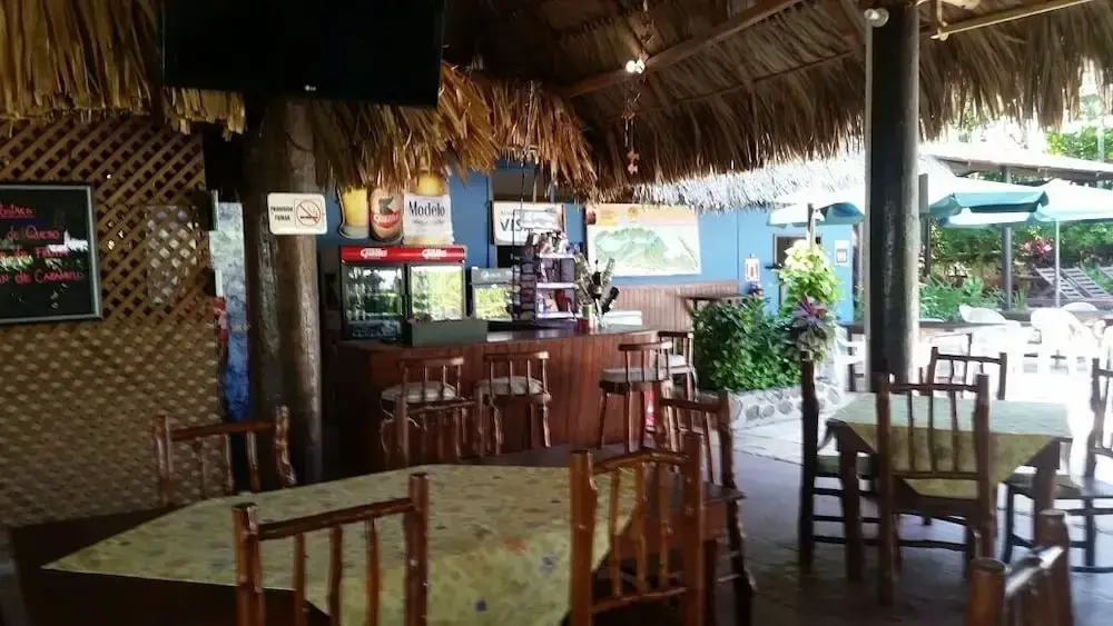Hotel Viñas del Lago