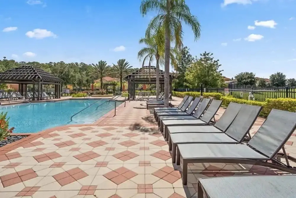 Stunning Lake View, Big Pool Area With CDC Standards #6bv507