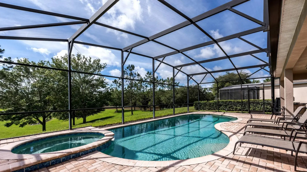 No Rear Neighbor Disney Home With Pool SPA